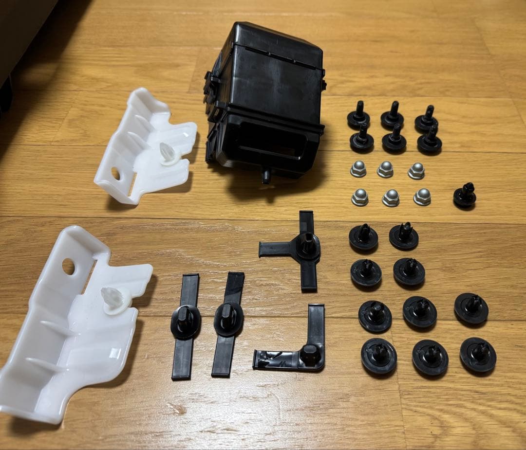 【直接引取歓迎】スズキ ジムニー JB64 純正リアバンパー（新車外し)