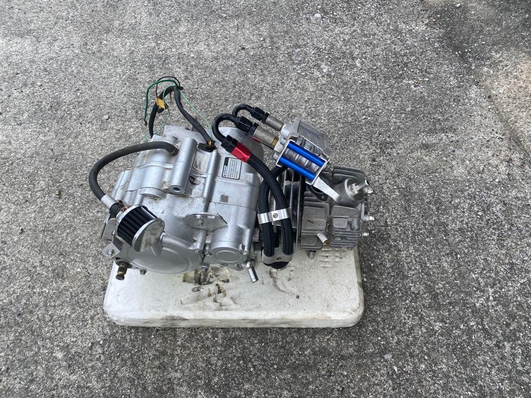 バイク　エンジン　中華　150cc 　現状渡し＆送料込み