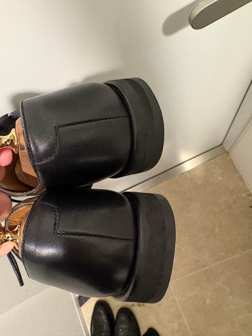 た*い様 バーウィック－4984 シューキーパー付き　パンチドキャップトゥ　27