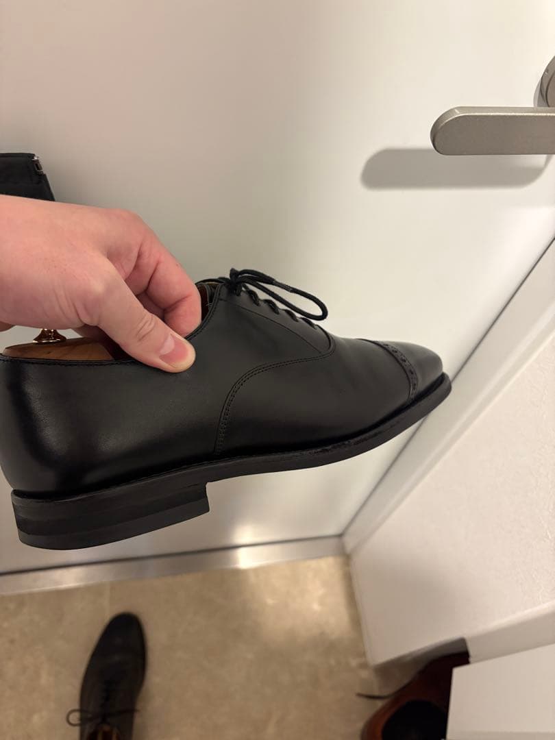 た*い様 バーウィック－4984 シューキーパー付き　パンチドキャップトゥ　27