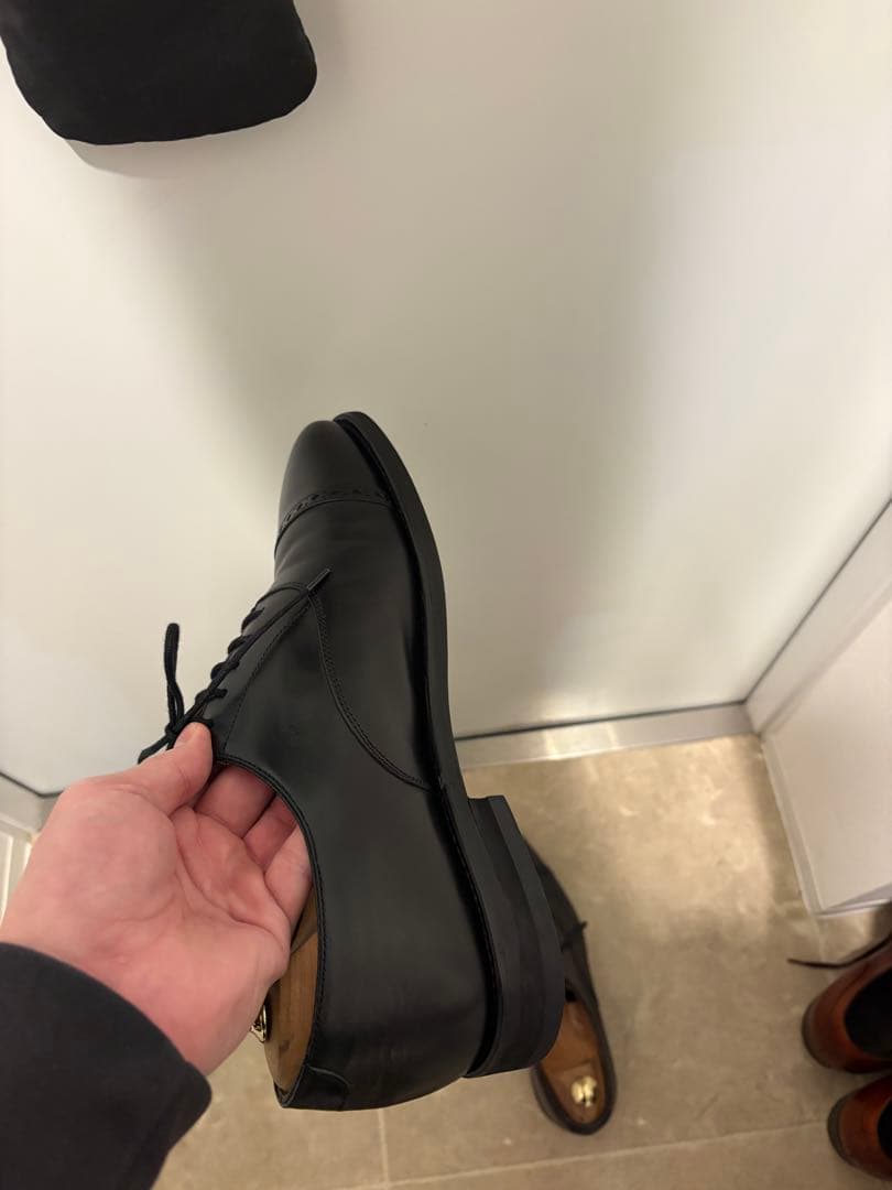 た*い様 バーウィック－4984 シューキーパー付き　パンチドキャップトゥ　27