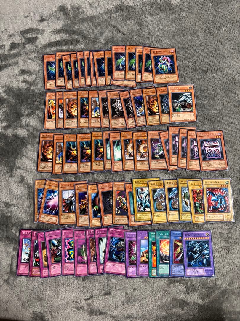 遊戯王　デュエルモンスターズ 約400枚弱セット　引退品