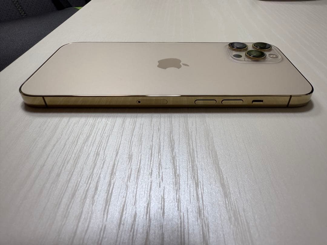 美品 iPhone 12 Pro max 256gb simフリー 88%