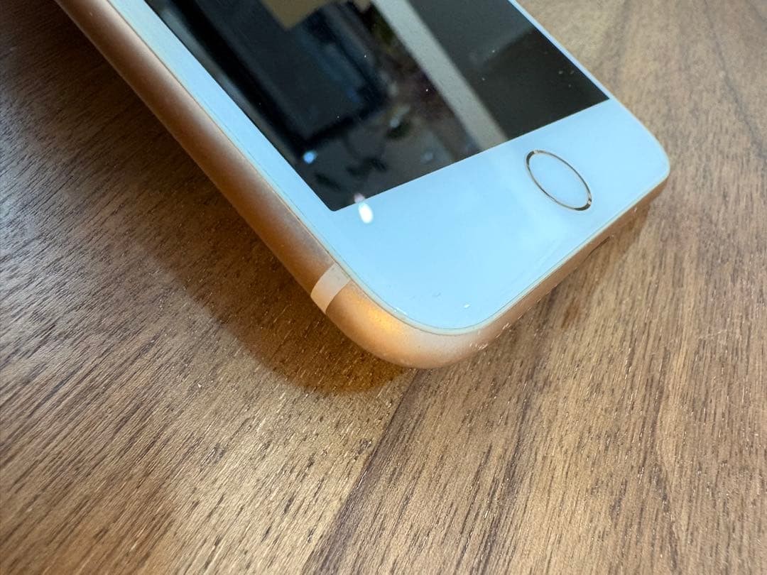 iPhone 8 Plus 64GB SIMフリー