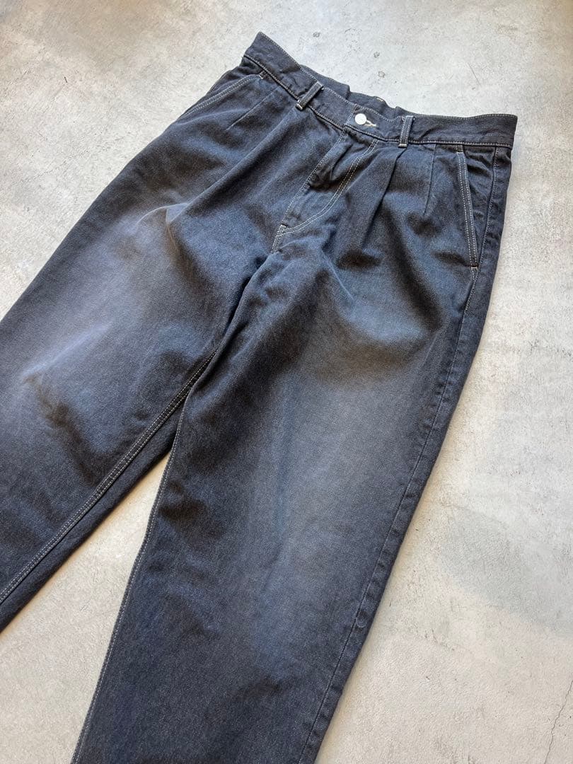 Graphpaper Two Tuck Tapered Pants デニムパンツ