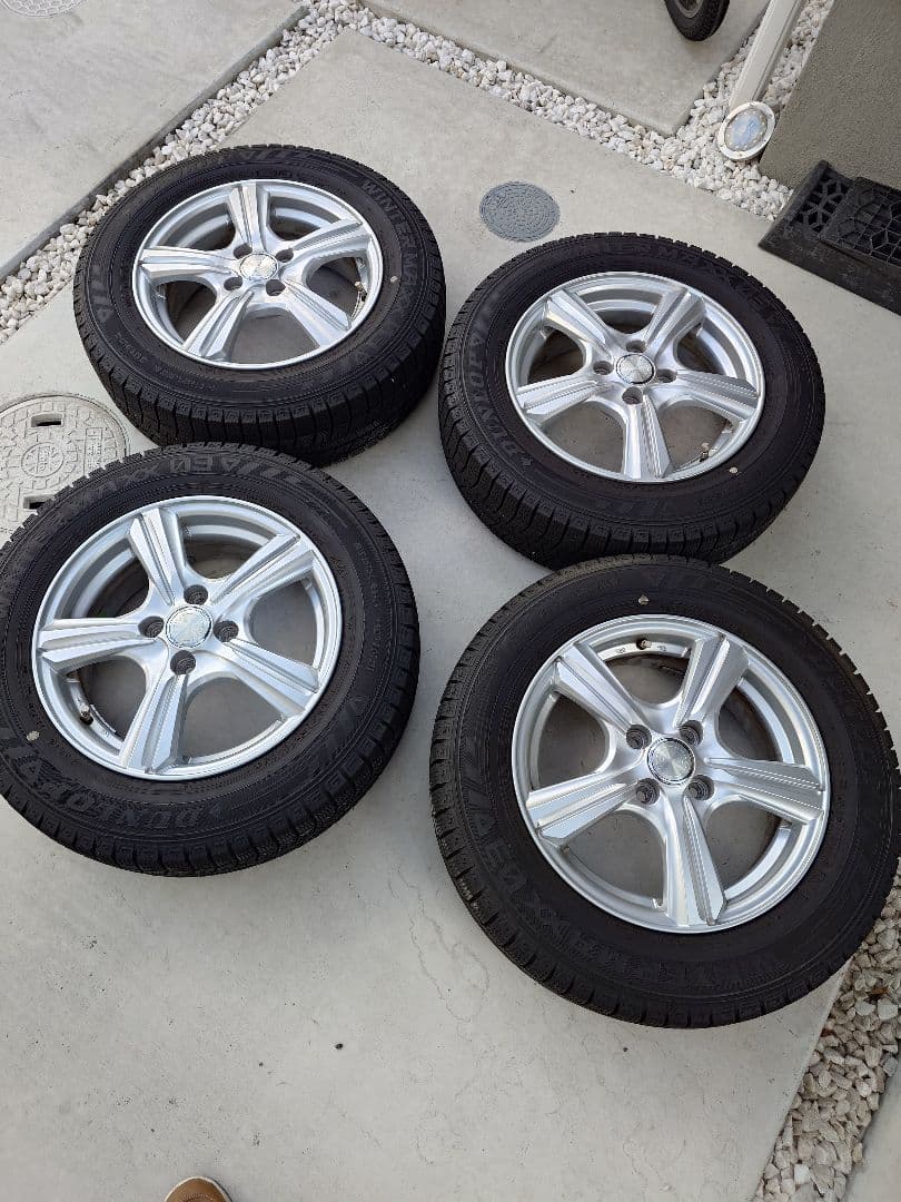 185/65R15 スタッドレスタイヤ ホイールセット