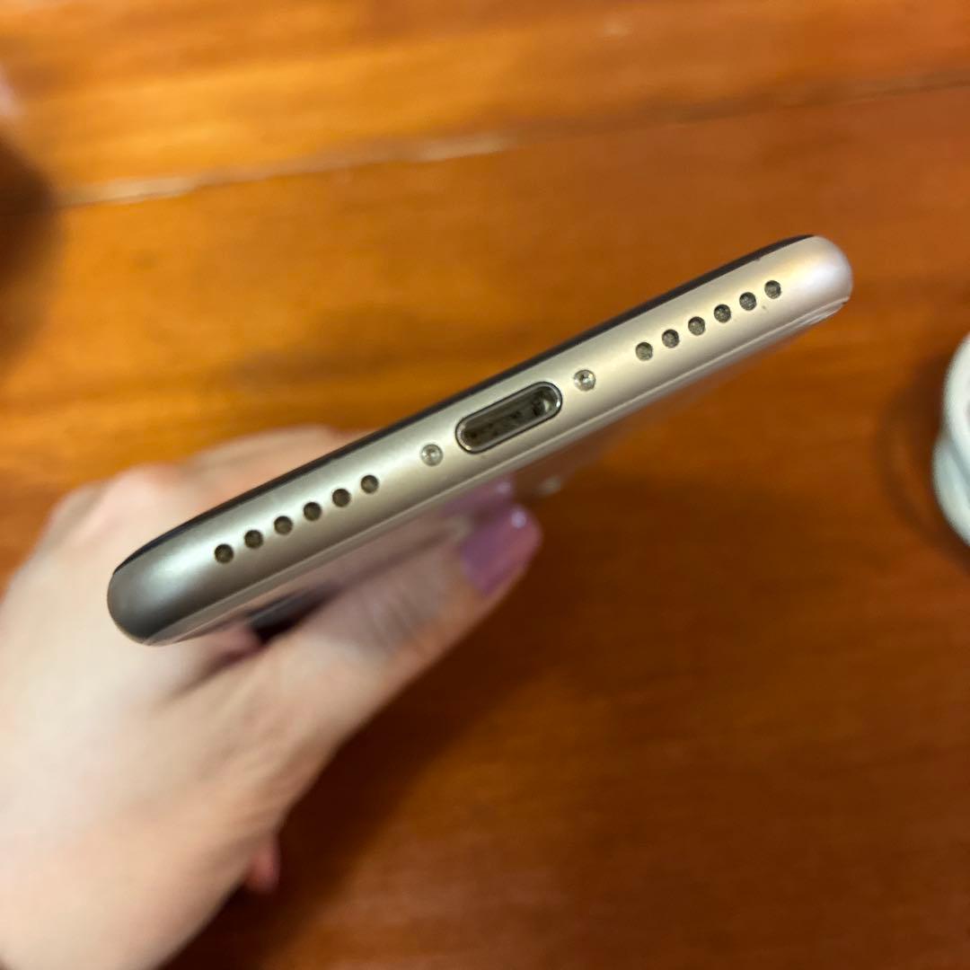 Apple iPhone SE 第3世代 本体