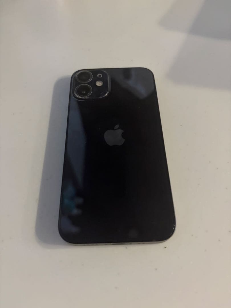 u*n様 Apple iPhone 12 mini ブラック　128gb