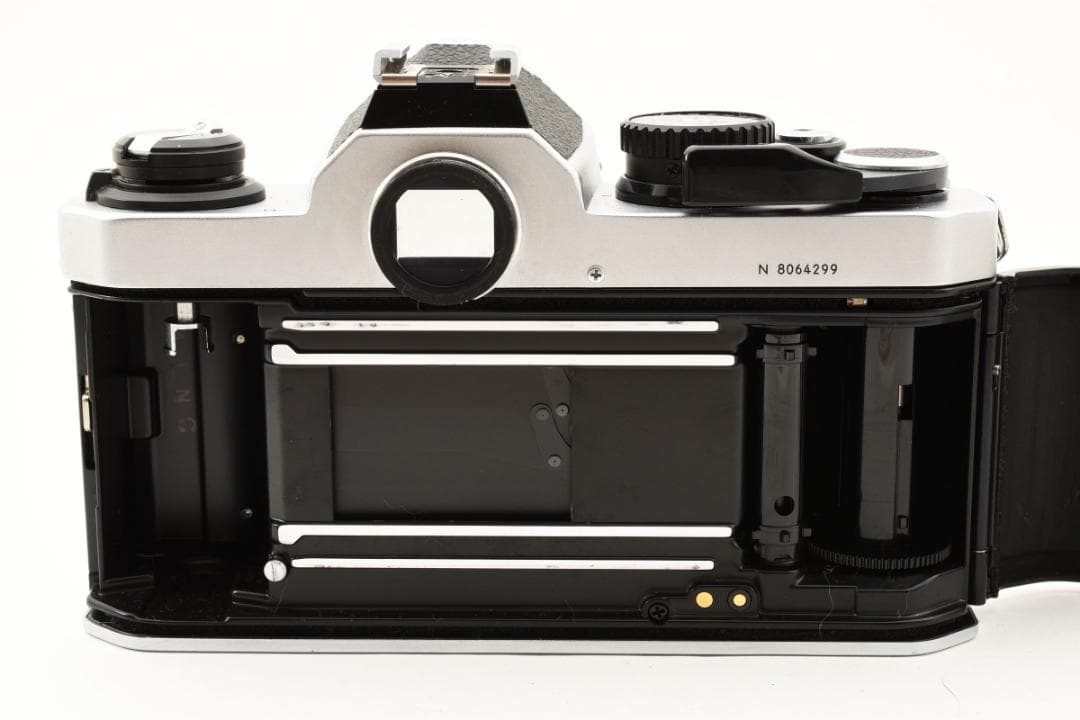 美品 NIKON NEW FM2 シルバー フィルム　モルト新品交換済 C672