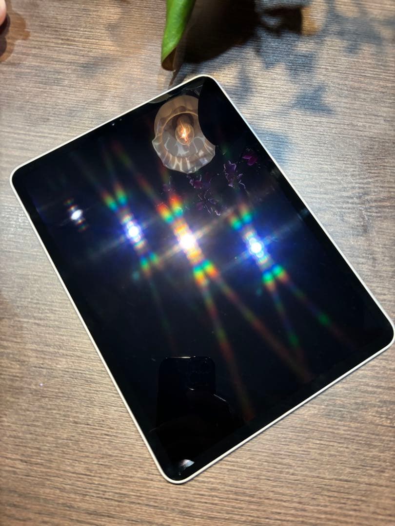 iPadPro第四世代256G本体 WiFiモデル新品ガラスフィルム、箱付き！！