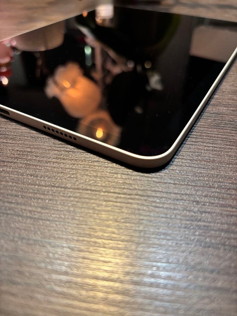 iPadPro第四世代256G本体 WiFiモデル新品ガラスフィルム、箱付き！！