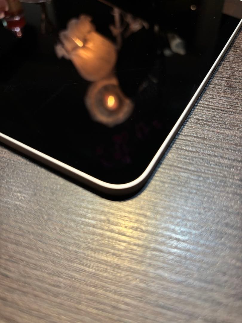 iPadPro第四世代256G本体 WiFiモデル新品ガラスフィルム、箱付き！！