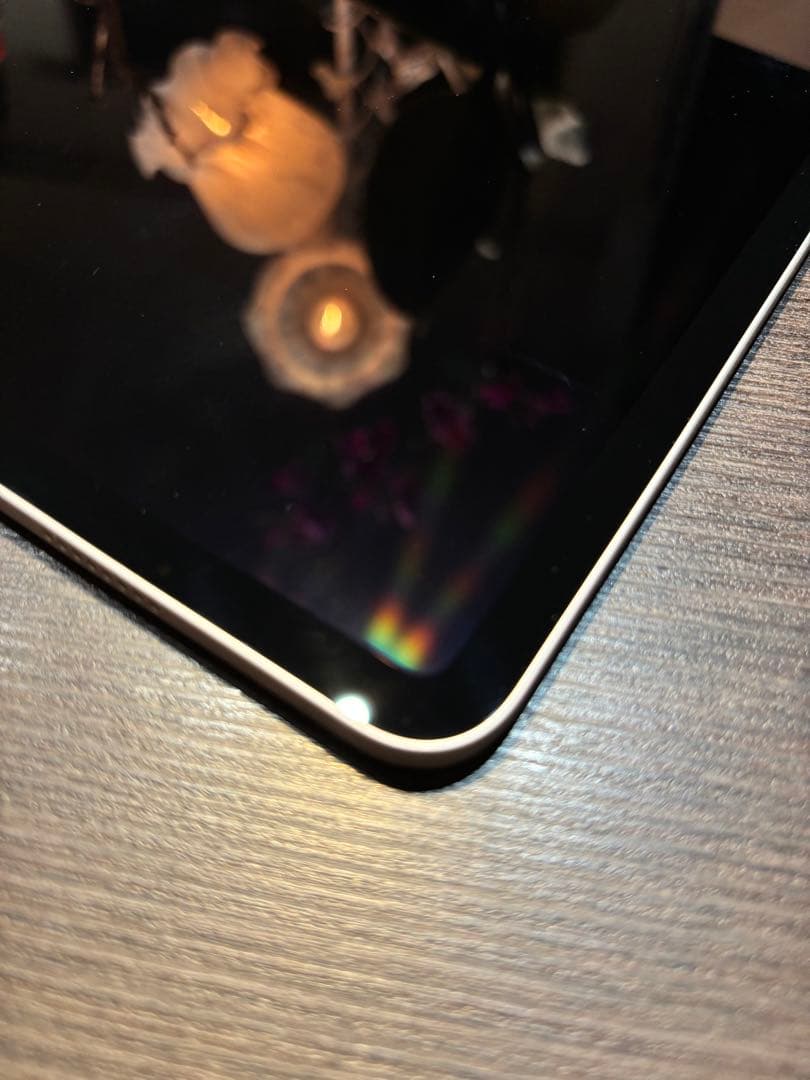 iPadPro第四世代256G本体 WiFiモデル新品ガラスフィルム、箱付き！！