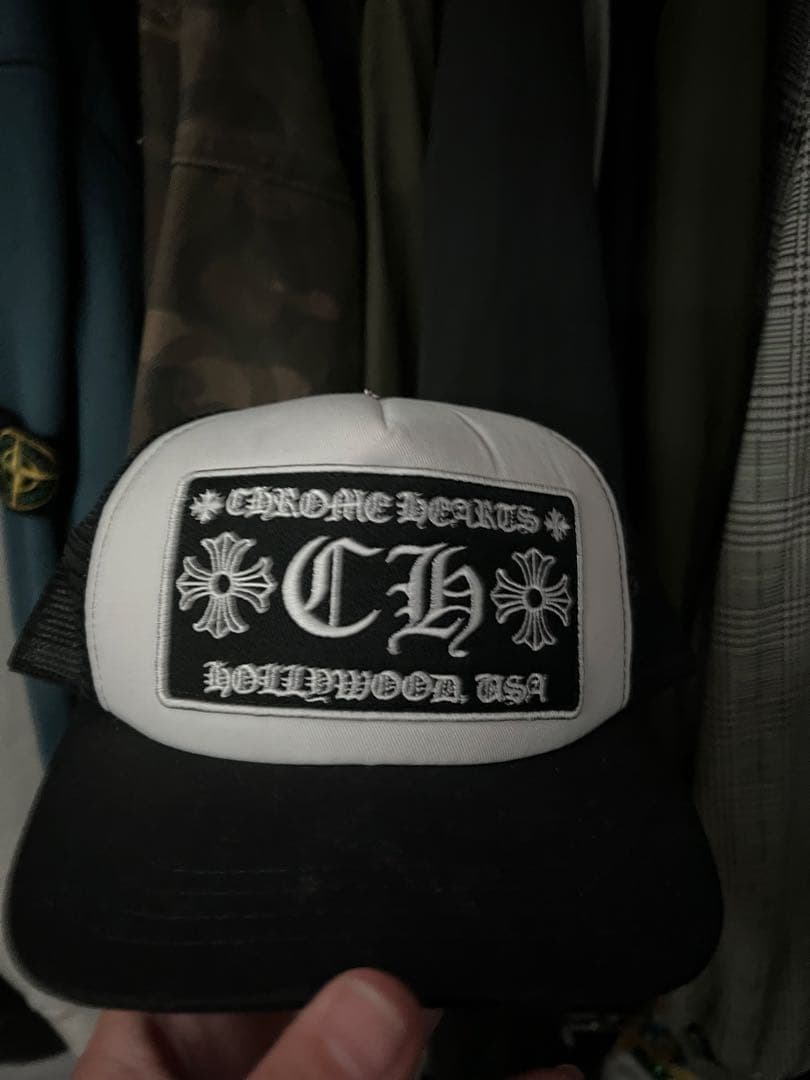 CHROME HEARTS トラッカーハット ホワイト/ブラック