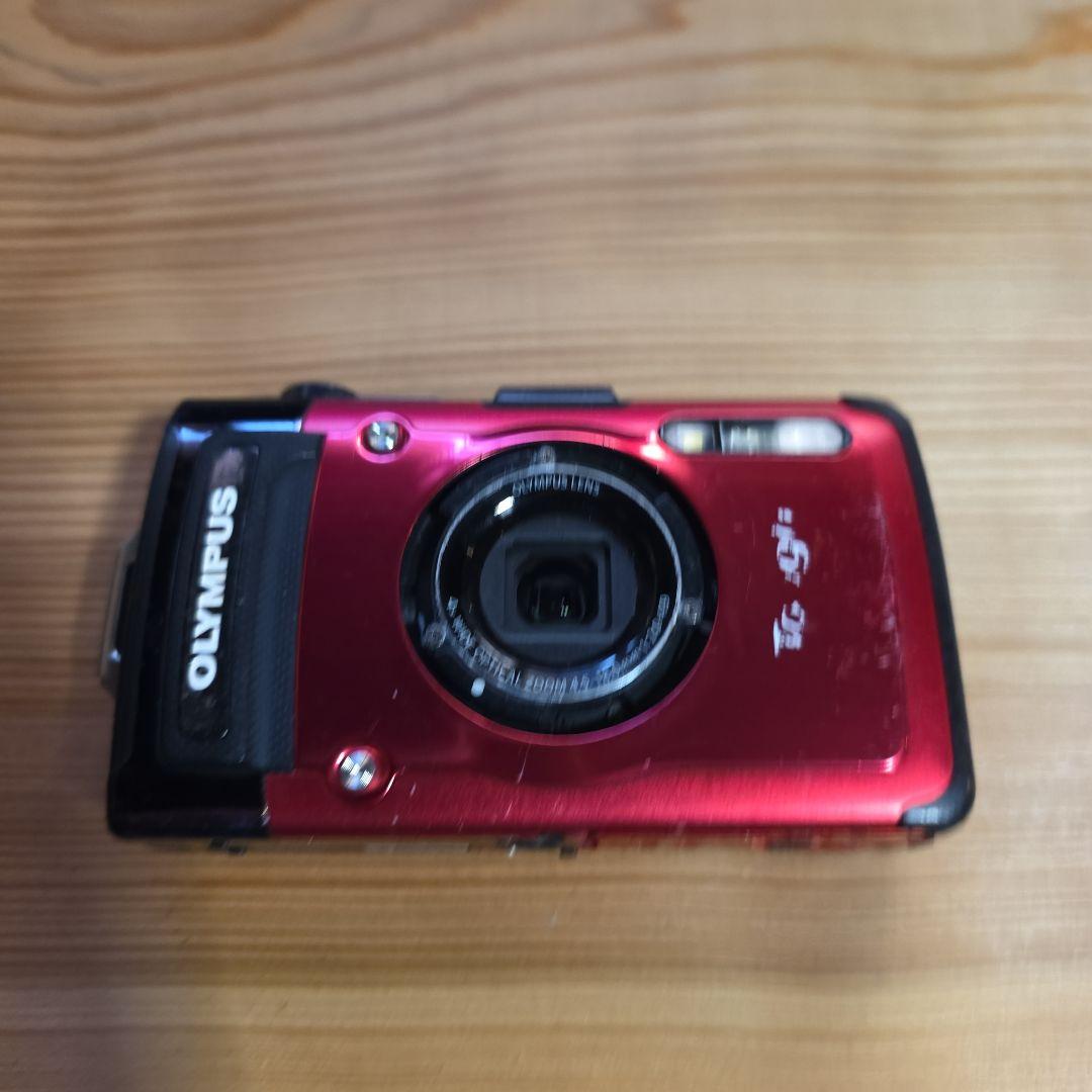 OLYMPUS STYLUS TG-2 レッド カメラ　ウォータープルーフ