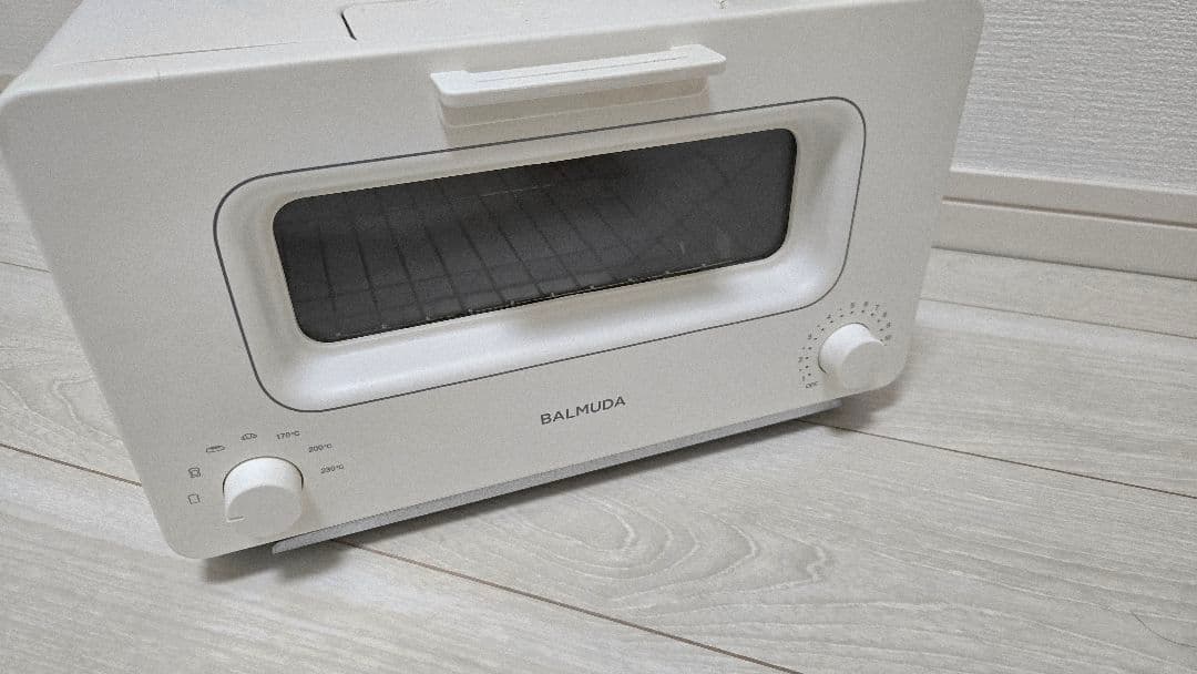 バルミューダのスチーマートースターK01E-WS