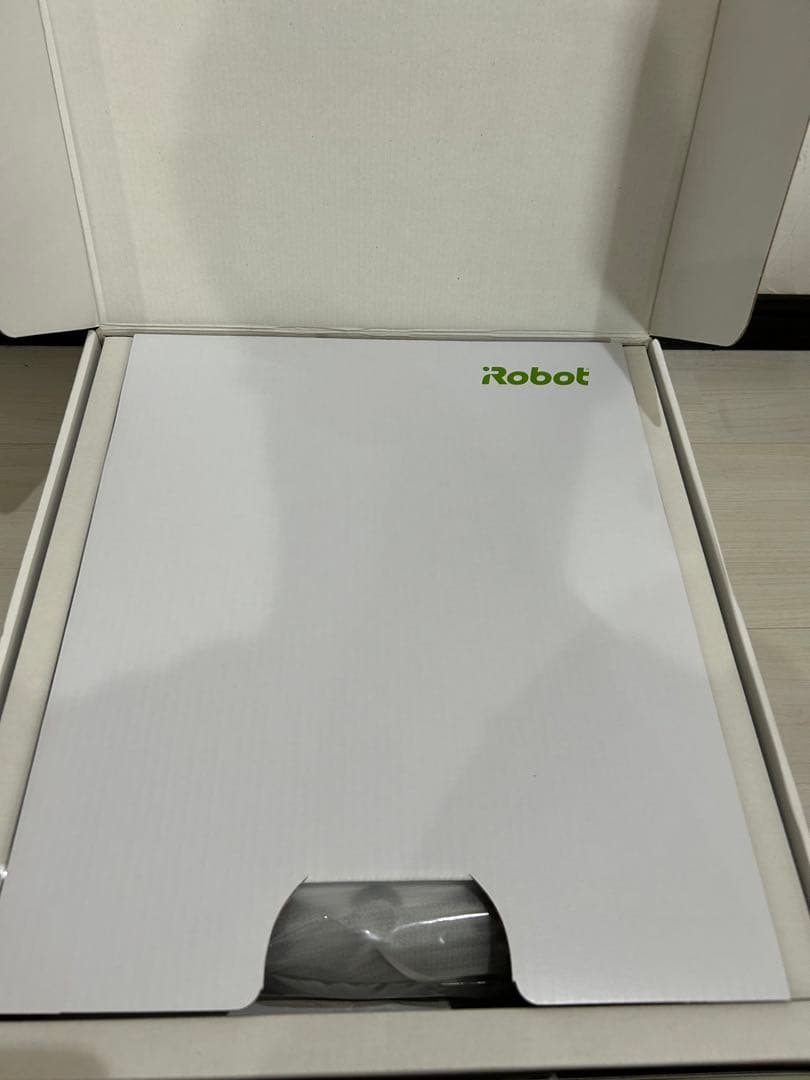 【未使用品】アイロボット ルンバ690