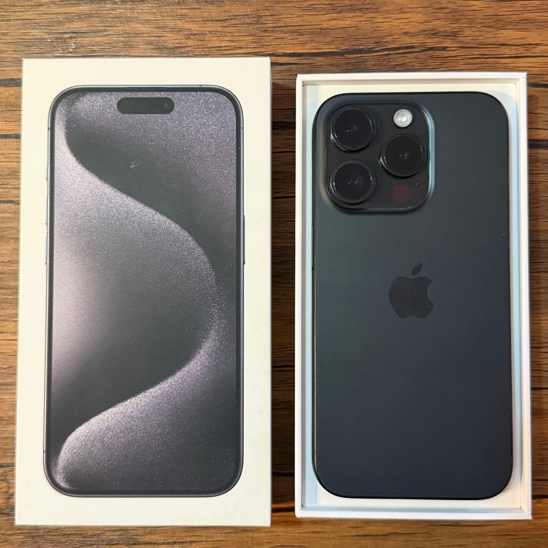 Apple iPhone 15Pro ブラックチタニウム256GB SIMフリー