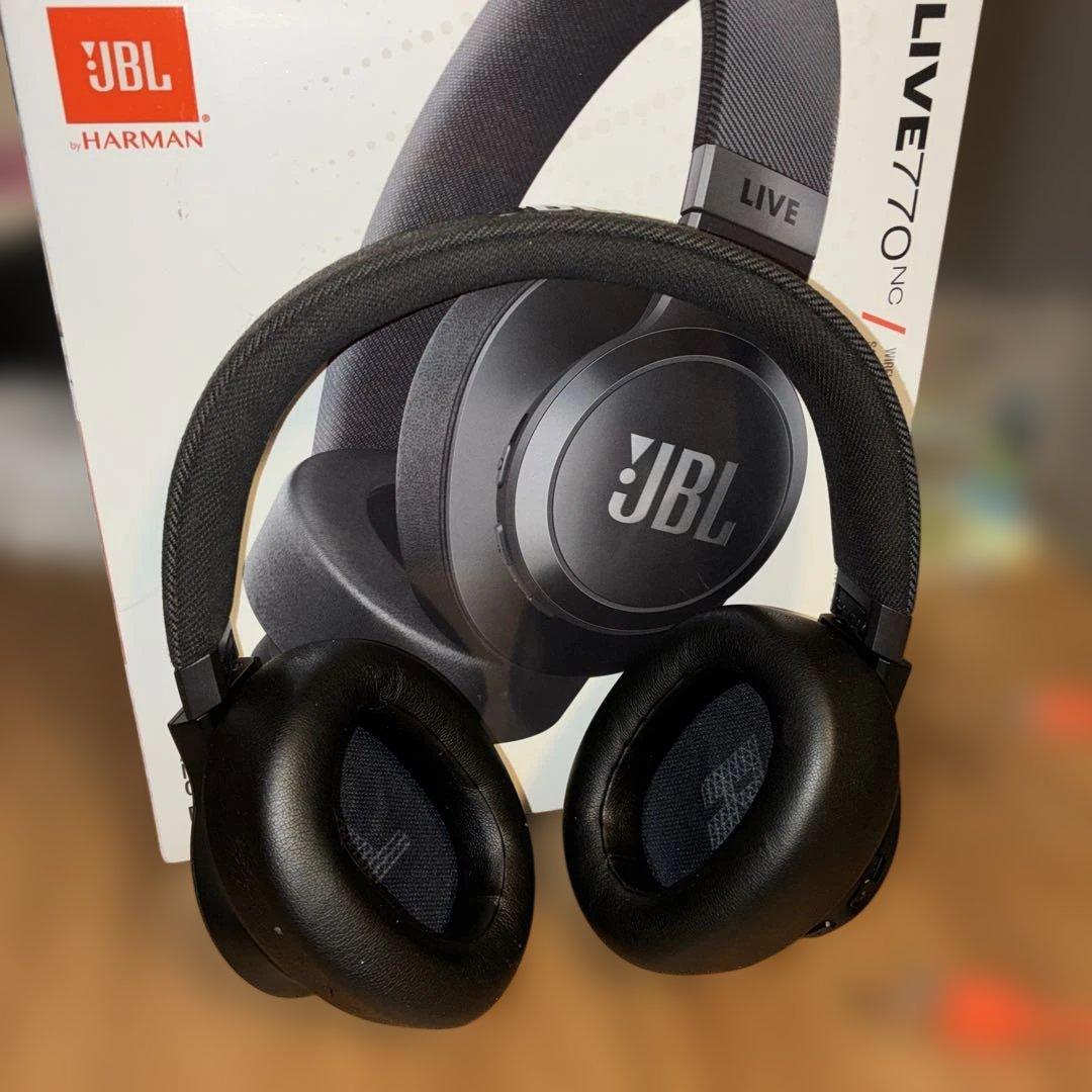 JBL LIVE 770NC ワイヤレスヘッドホン　ブラック