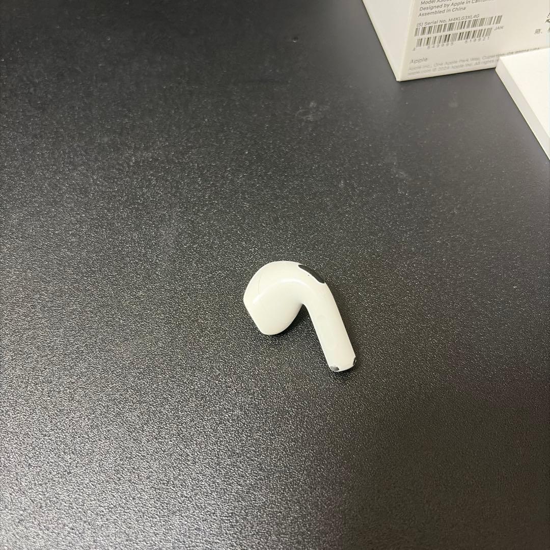 Apple Airpods 第4世代　ANC搭載　ノイズキャンセリング付き