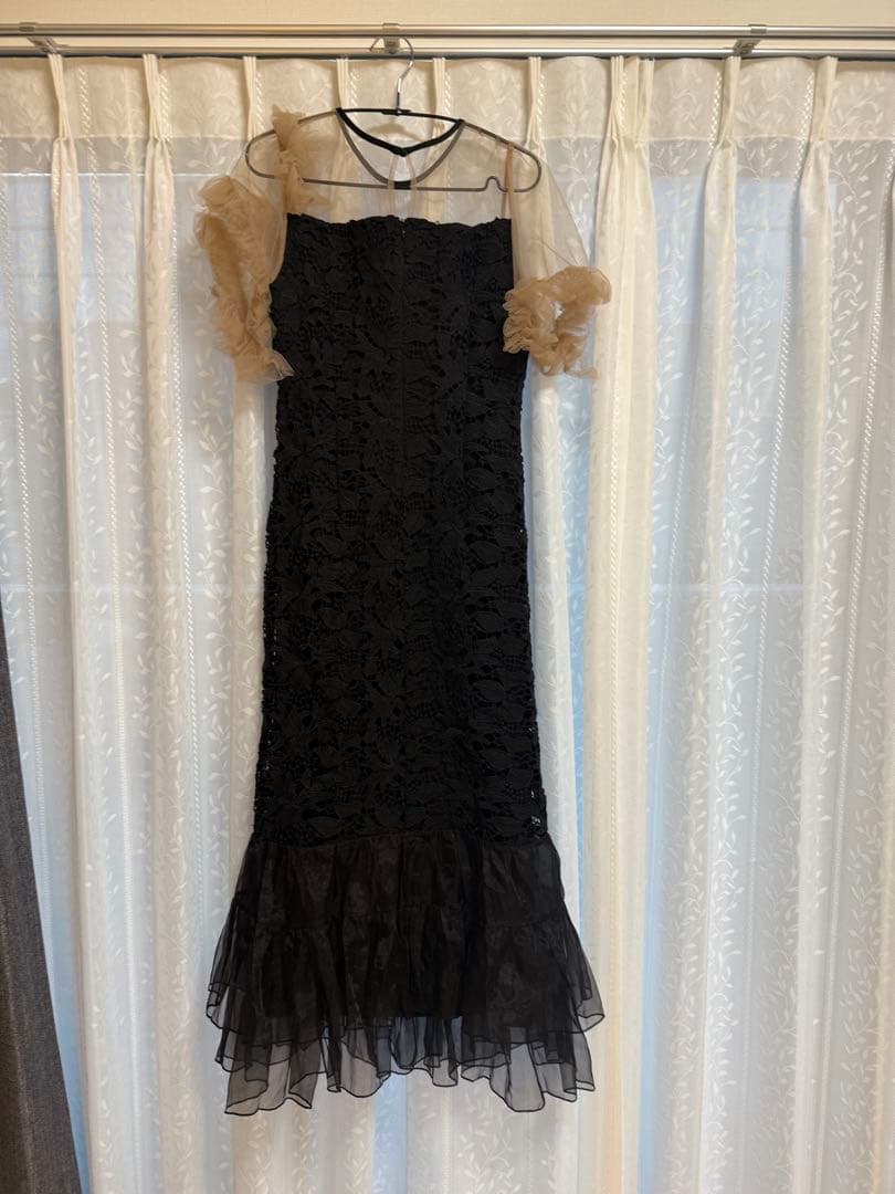 LEJA アシンメトリーチュールスリーブレースフリルヘムIラインワンピースドレス