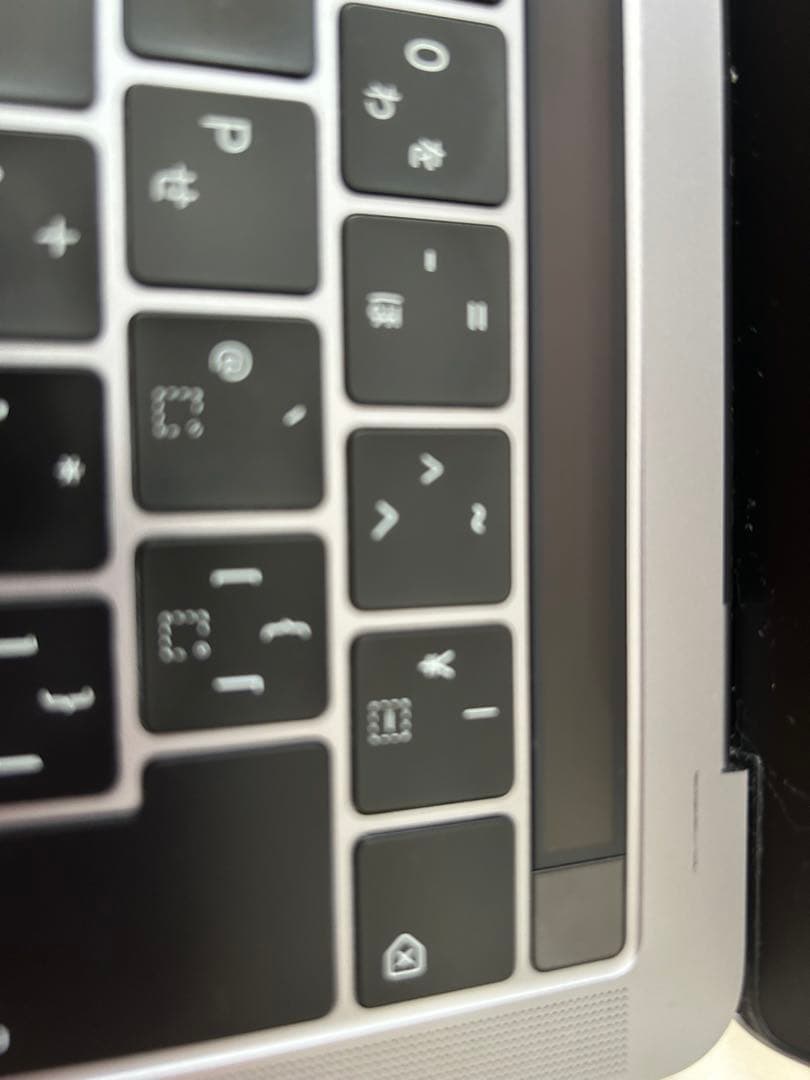 MacBook本体 Apple MacBook Pro 2019 13 inch