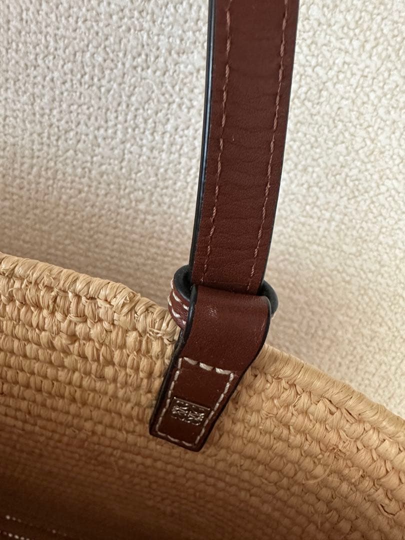 LOEWE ラフィアカゴバッグ