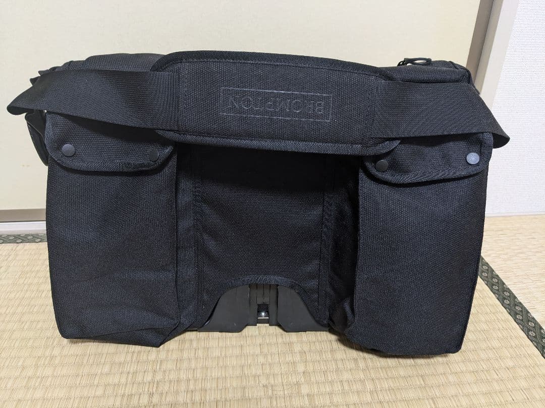 ブロンプトン　メッセンジャーバッグ
