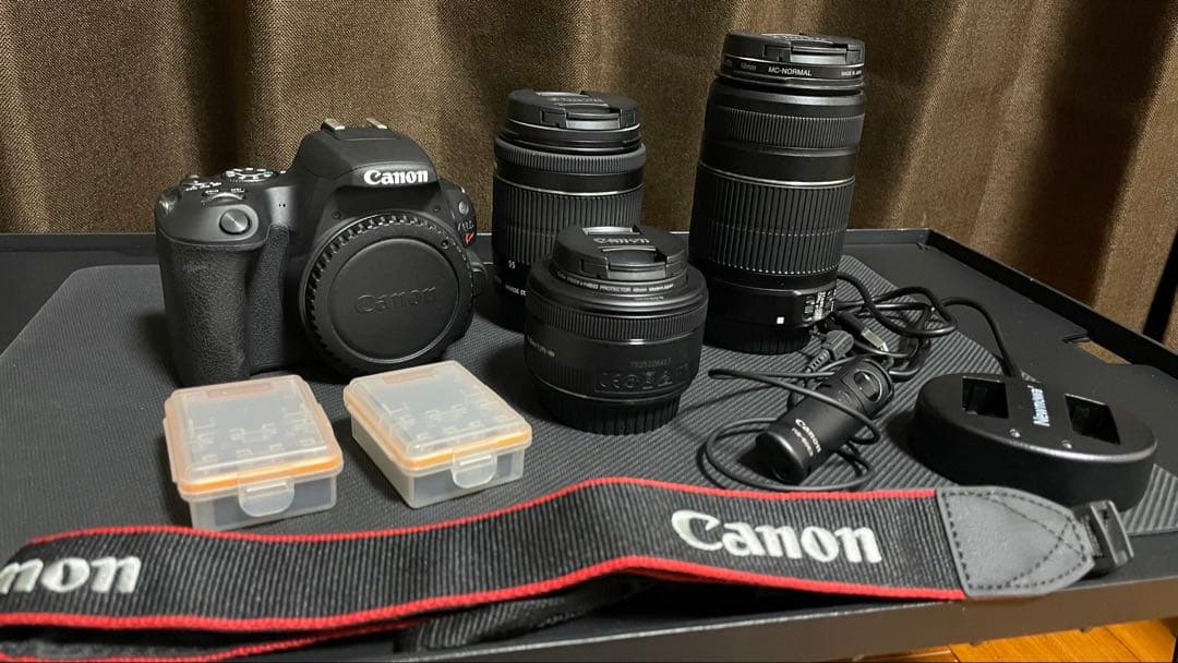 キャノンEOS Kiss X9 レンズ×3セット【中古品】