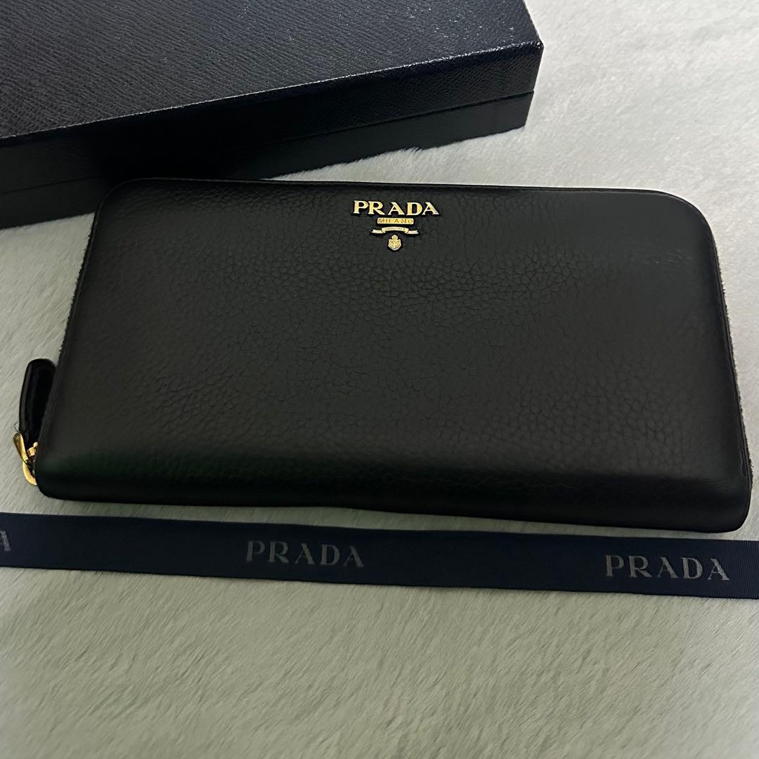 PRADA プラダ　長財布　ラウンドファスナー　シボ革　ゴールドロゴ