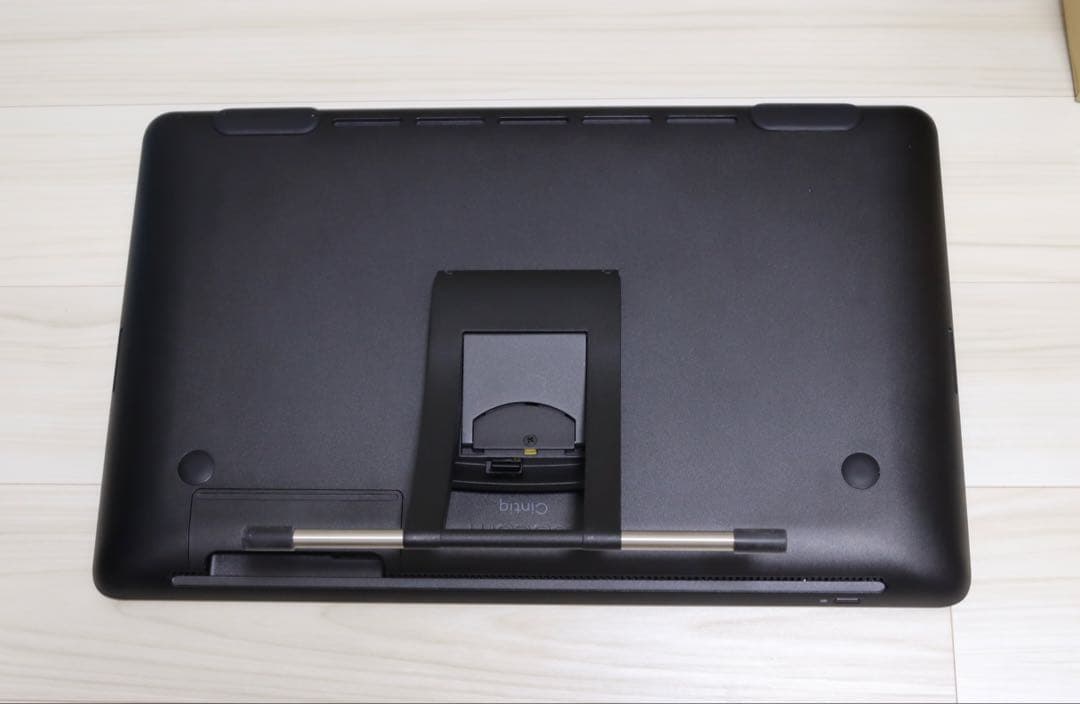 Wacom Cintiq 22 DTK2260K0D 液晶ペンタブレット