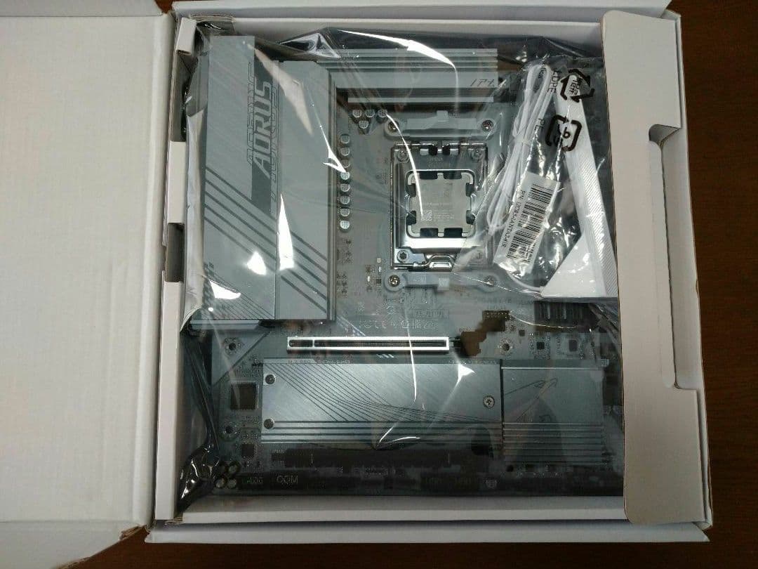 マザーボード B650M AORUS ELITE AX ICE + Ryzen 5 8600G