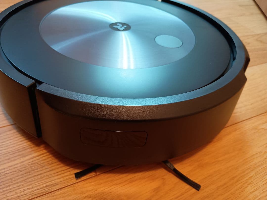 iRobot　アイロボット　ルンバ j7 ロボット掃除機 (国内正規品)