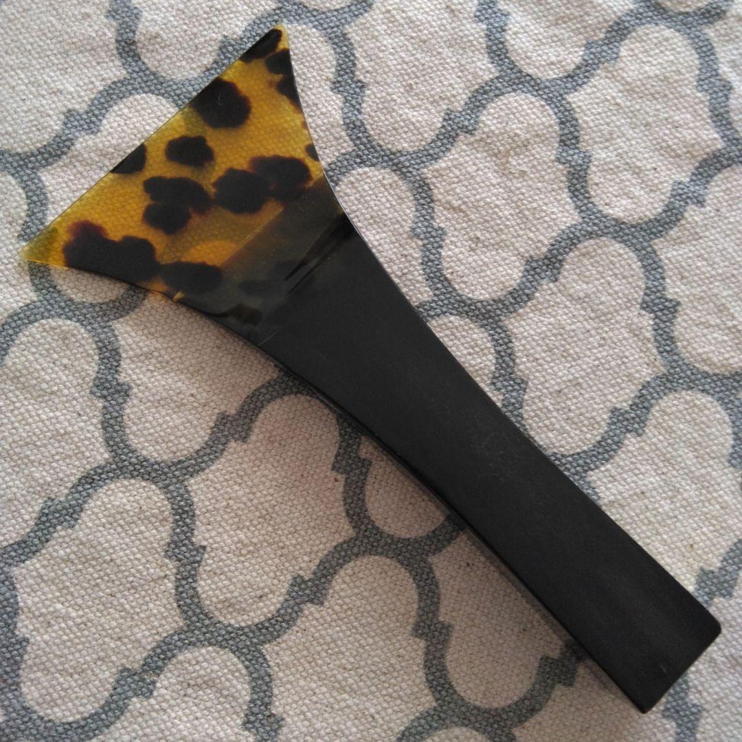 津軽三味線バチ 海宝堂謹製 　黒水牛台一枚甲