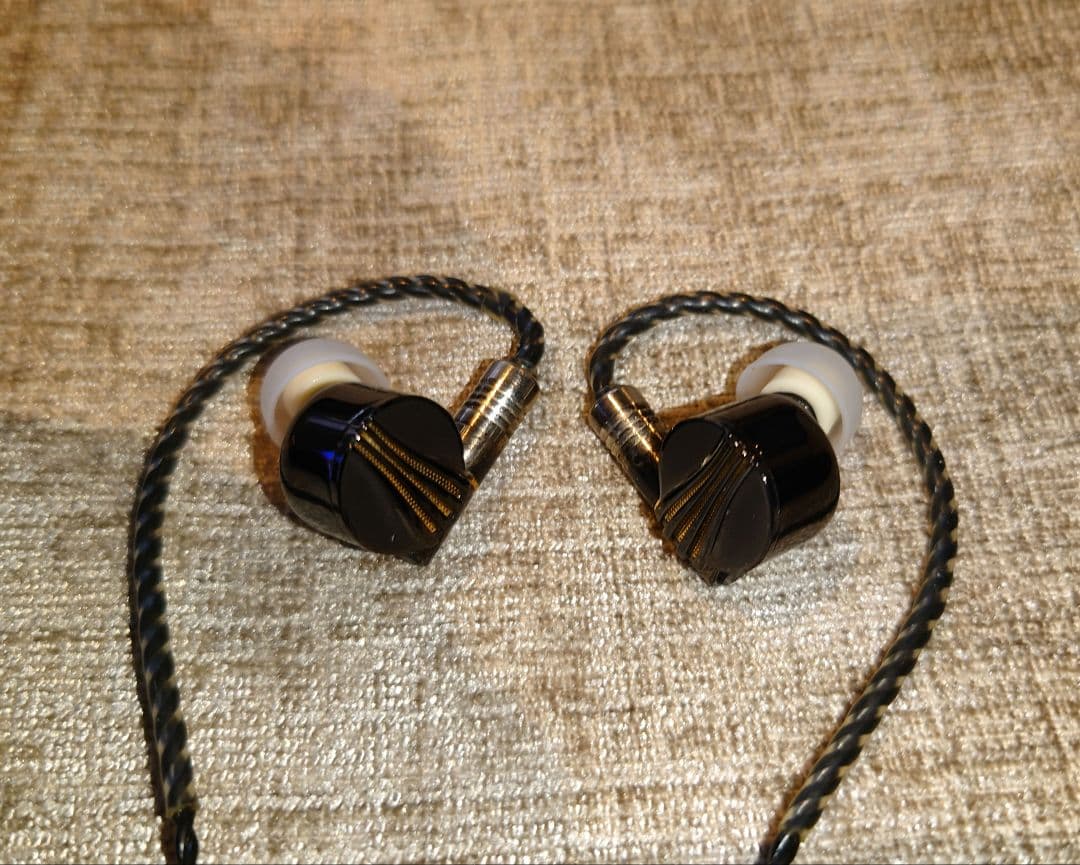 Fiio FD7＋uranオーディオ 4.4mm MMCX 4芯ケーブルセット