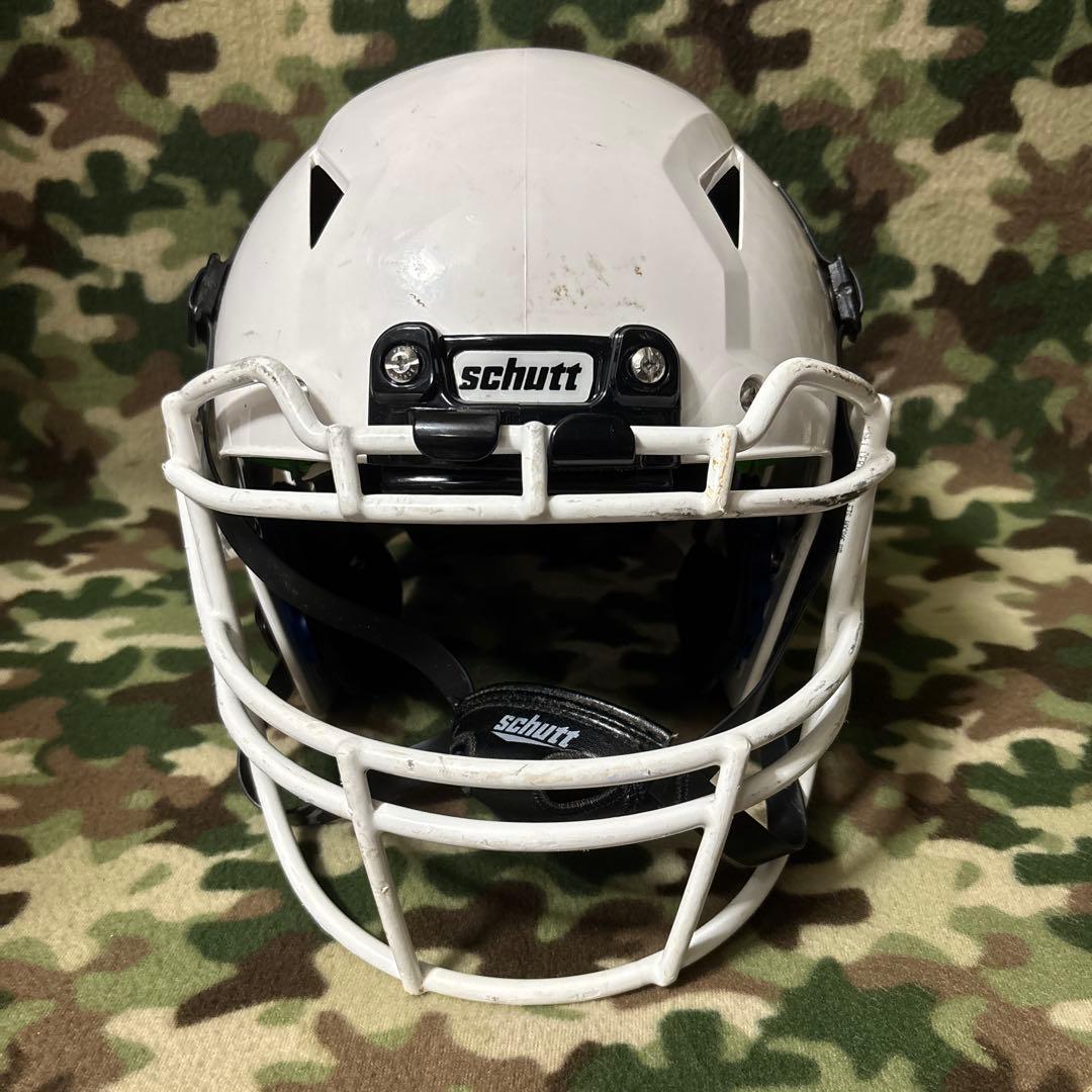 アメフトschutt YOUTH VENGEA NCE A3＋ サイズLARGE