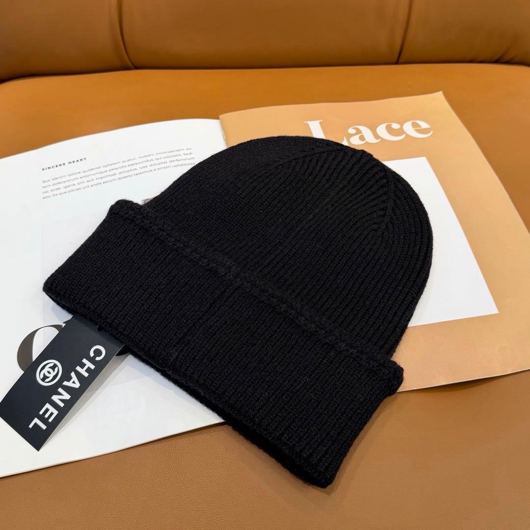 CHANEL ロゴ ニットキャップ ブラック