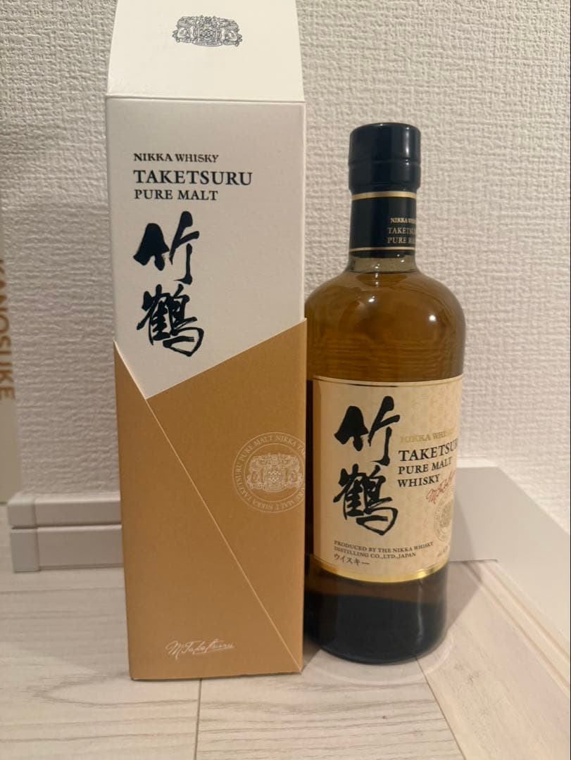 竹鶴 NIKKA TAKETSURU ピュアモルトウイスキー 700ml