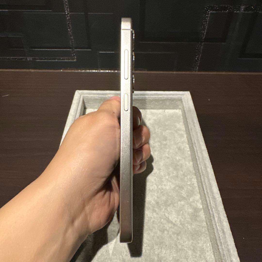 【美品】Galaxy S24 256GB アンバーイエロー