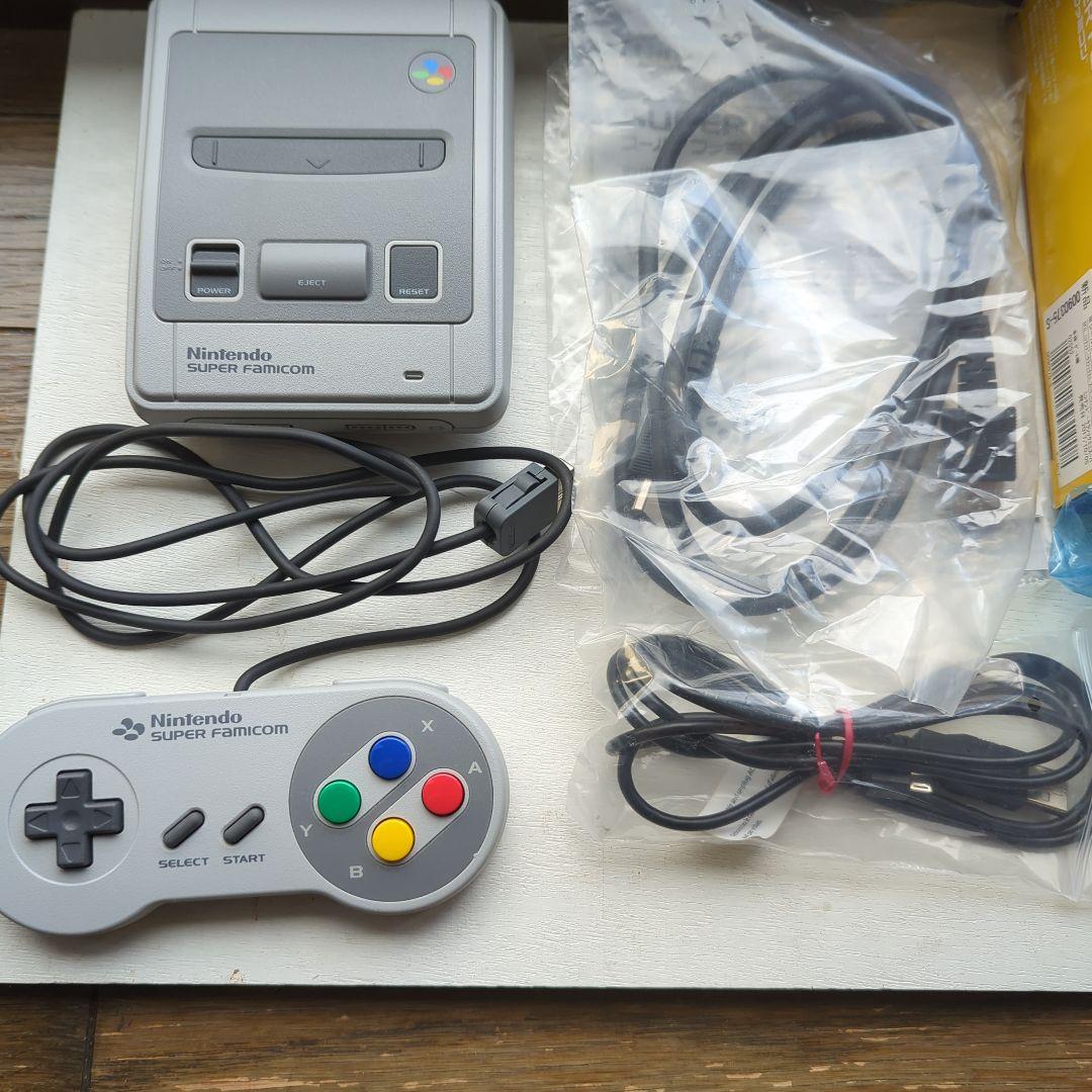 ニンテンドークラシックミニ　スーパーファミコン　本体　付属品完備