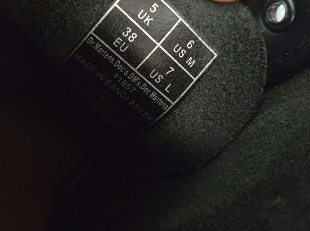 ドクターマーチンブーツ10ホール