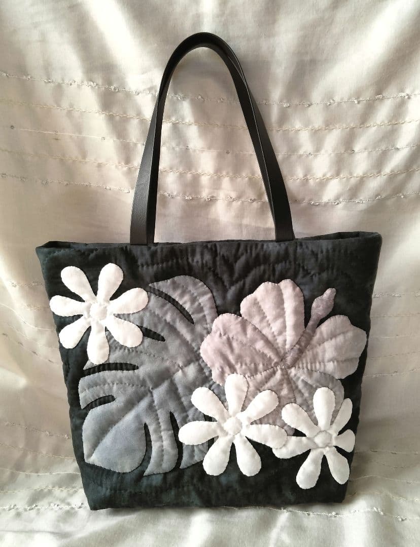 ☆269.ハワイアンキルト・バッグ・ハイビスカス＆ティアレ＆モンステラ