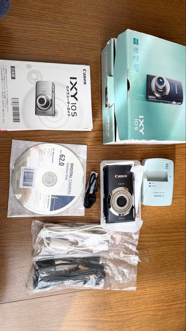 人気モデル Canon IXY 10S ブラック コンパクトデジタルカメラ