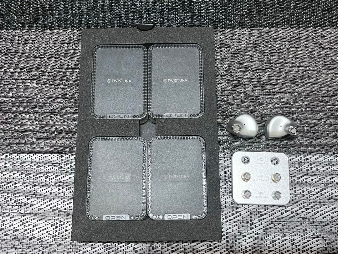 【値下げ中】TWISTURA WOODNOTE イヤフォン