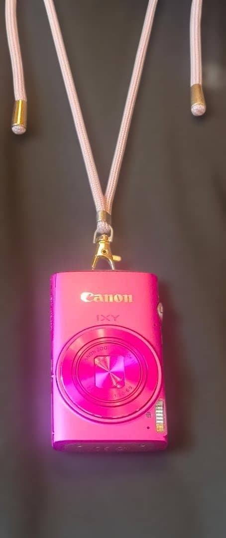美品Canon IXY 610F ピンク＋豪華ストラップ付