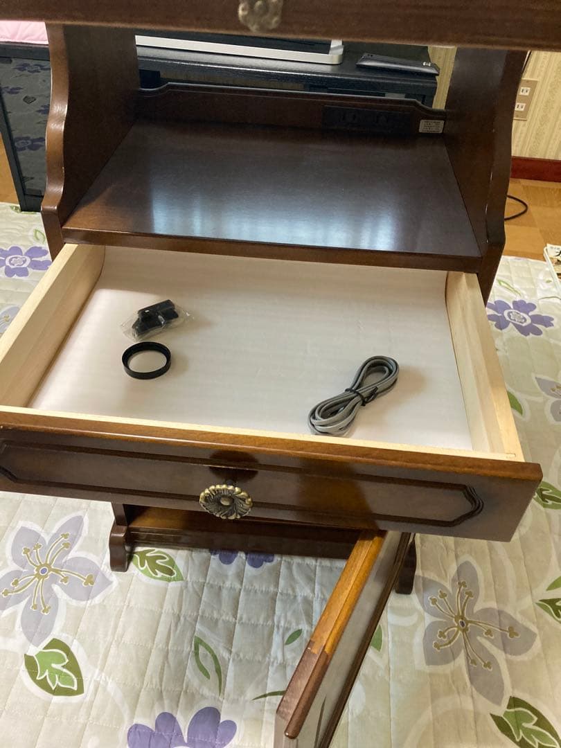 【良品】カリモク社製高級電話台 引き出し付き