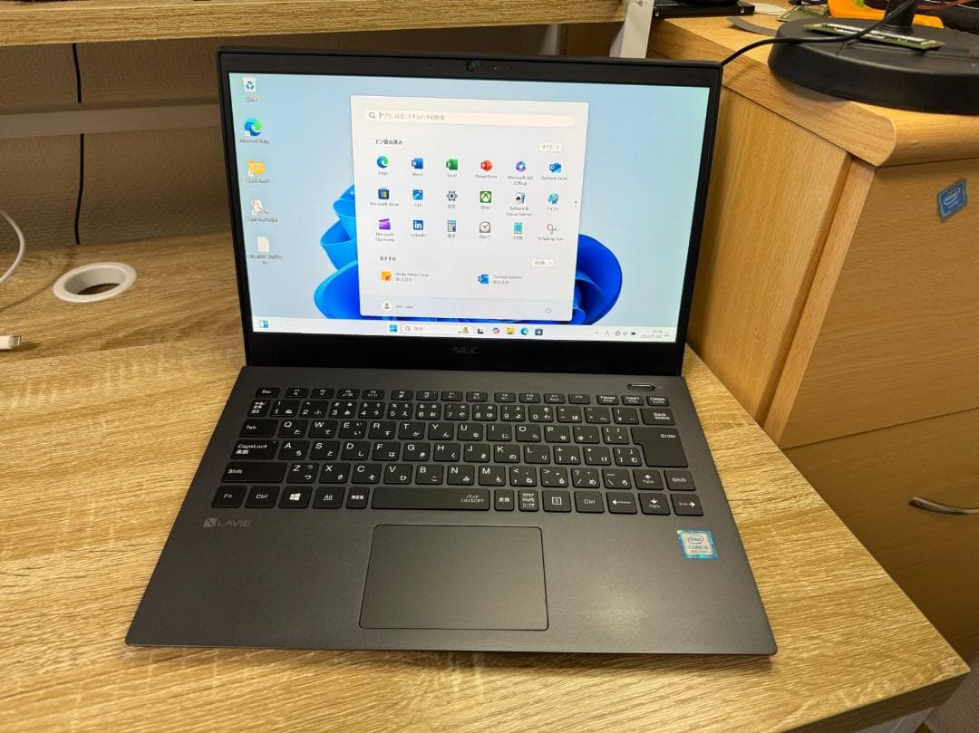 NEC 第八世代i5 8GB SSD256GB Office2021付き