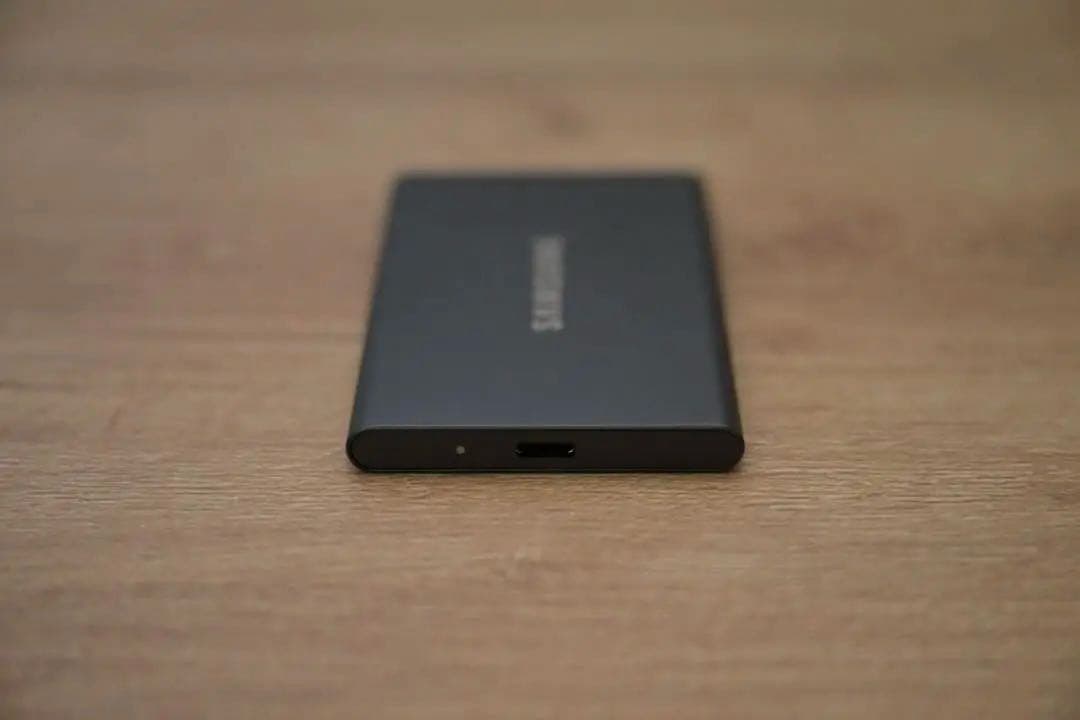 外付けハードディスク・ドライブ Samsung Portable SSD T7 2TB