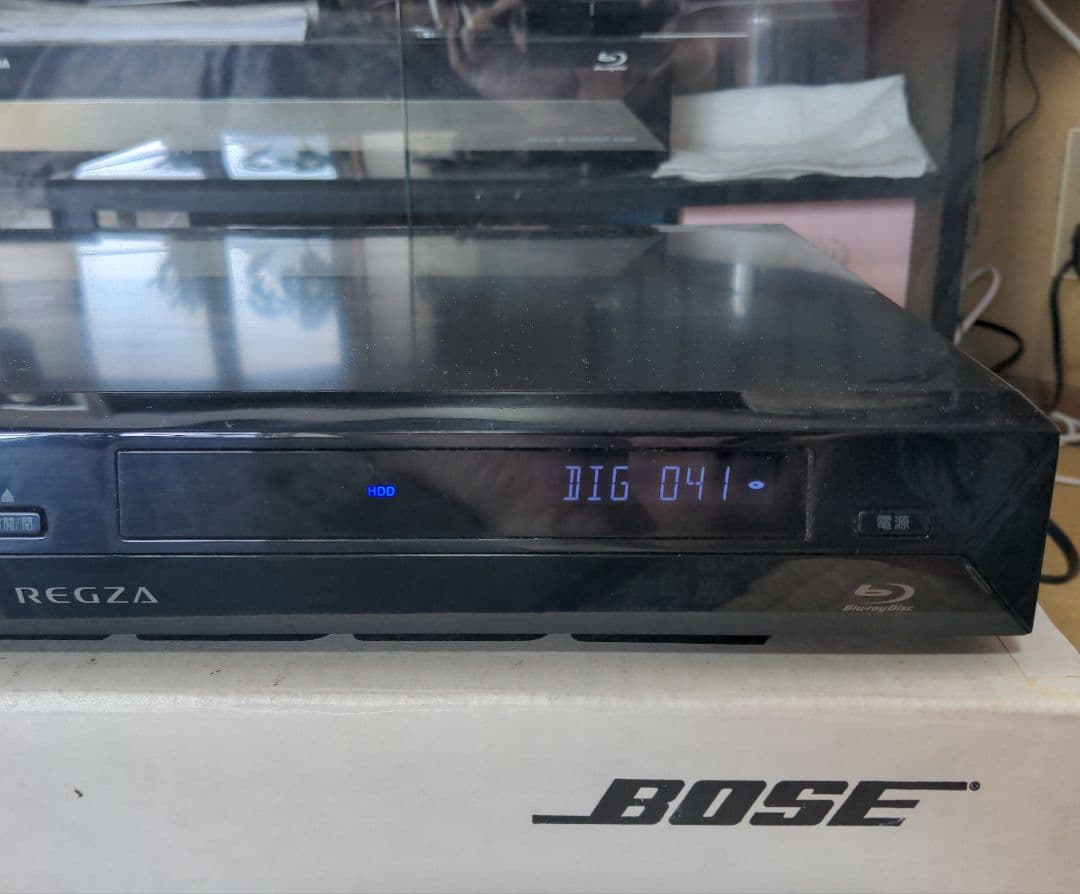 人気！録画時間３倍大増量！安心予防保守！東芝ブルーレイレコーダー　D-BZ500