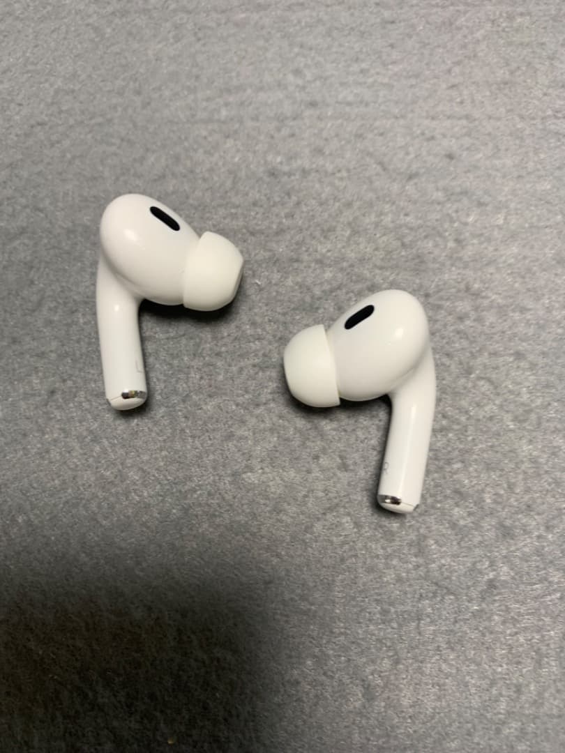 刻印あり中古 AirPods Pro 第2世代 Lightning充電口